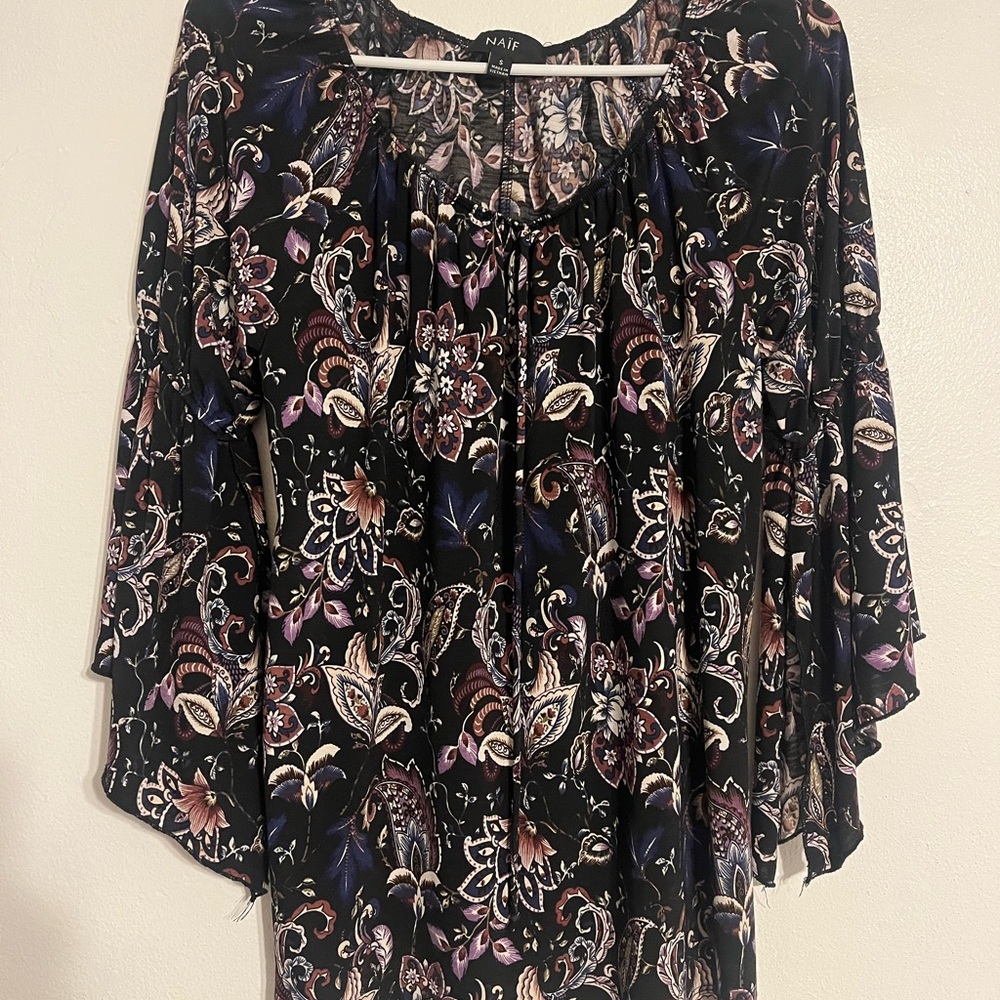 NAIF Women's Black Floral Blouse